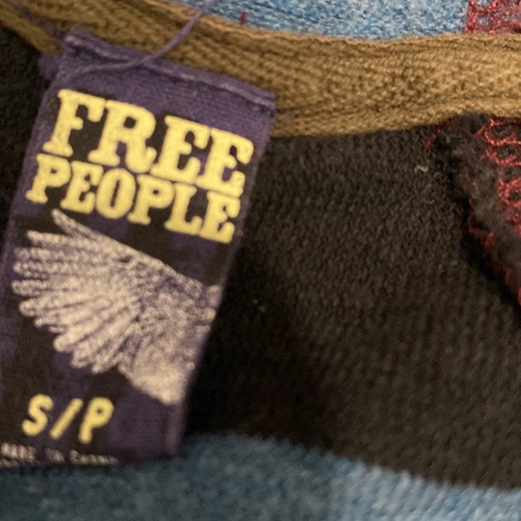 2 items!!FreePeople and purple We the free size medium - Picture 2 of 5